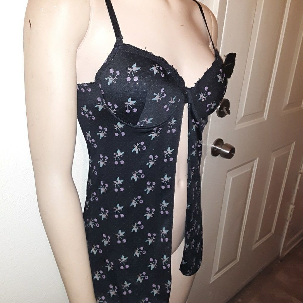 Basic Universal, Size M Black W Cherries Teddy - image 3